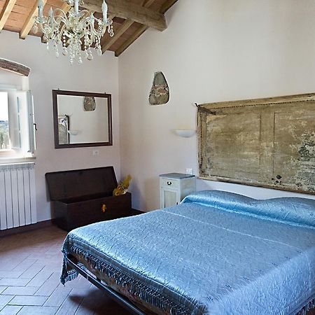 Agriturismo L'Isola Crespina Екстериор снимка