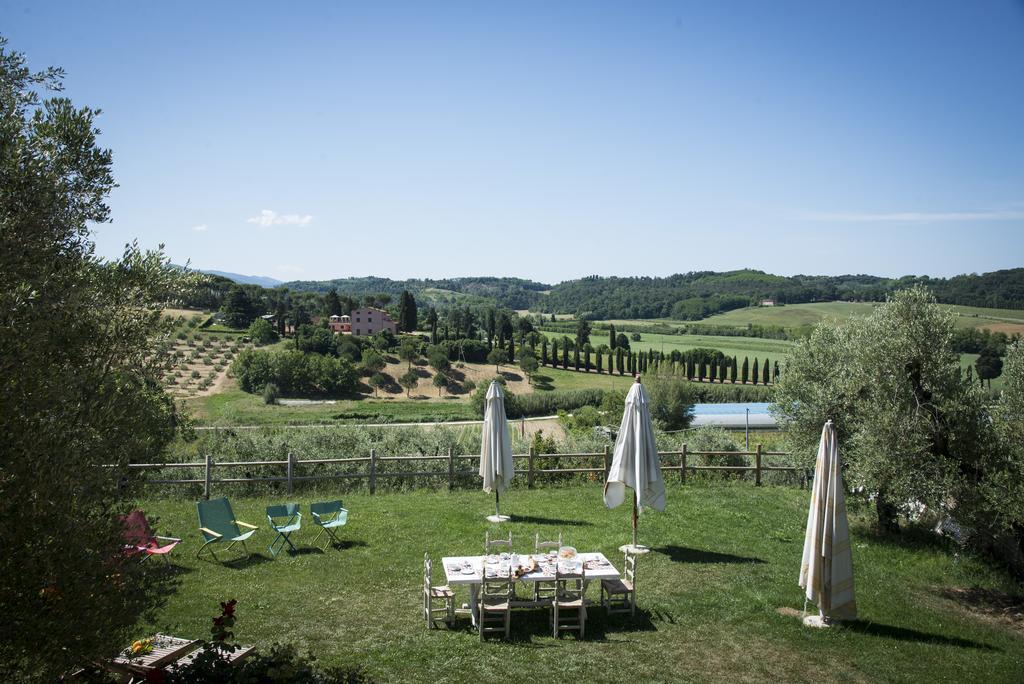 Agriturismo L'Isola Crespina Екстериор снимка
