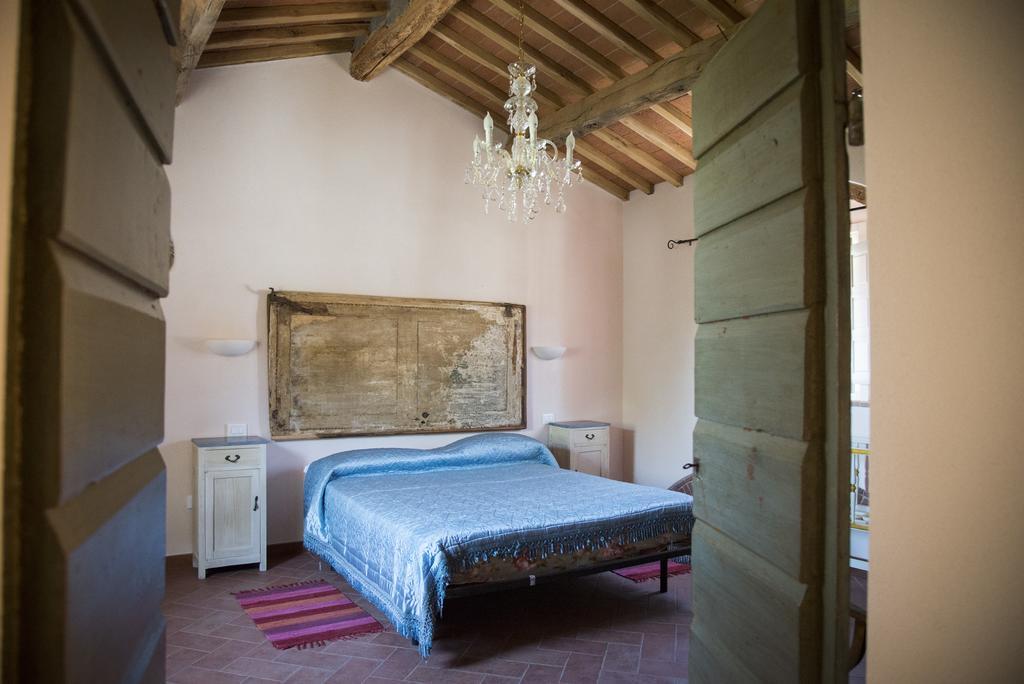 Agriturismo L'Isola Crespina Екстериор снимка